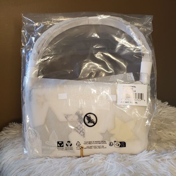 MICHAEL KORS Jet Set Small Star Appliqué Wristlet Pouch Gold Cream Leather NWT - Picture 4 of 4